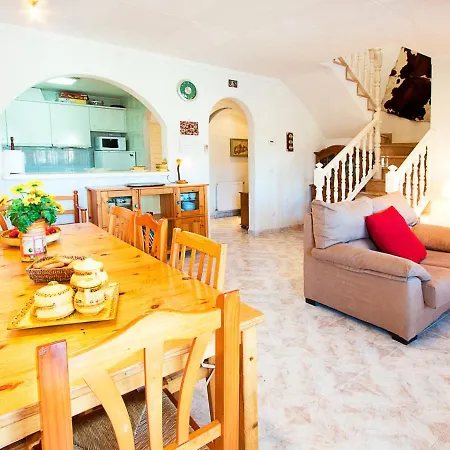 Holiday home Requesens Canal *
